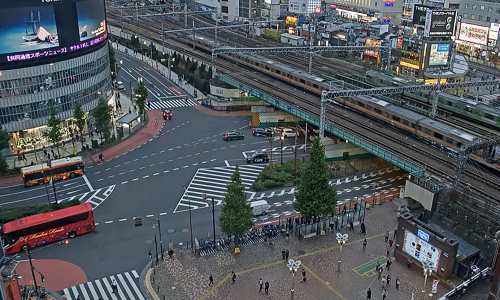 Tokyo Shinjuku İstasyonu Canlı Izle