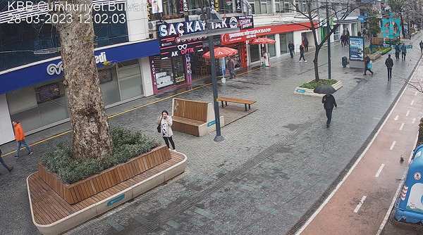 İzmit Cumhuriyet Bulvarı  