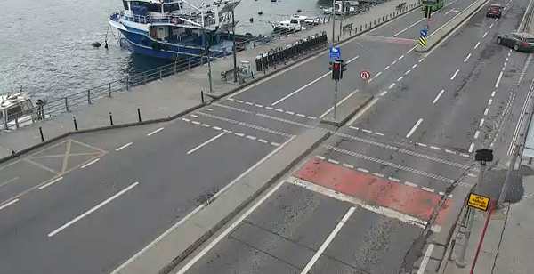Sarıyer Piyasa Caddesi Kazıklı Yol Canlı izle